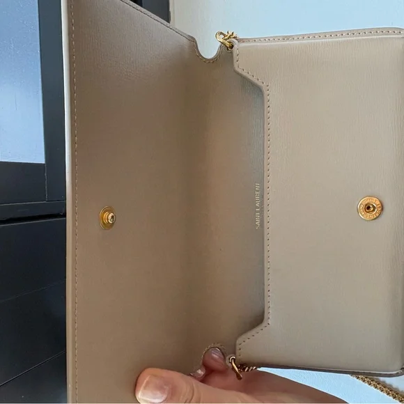 Saint Laurent Cassandre phone holder - Smooth Leather - Picture 4 of 5